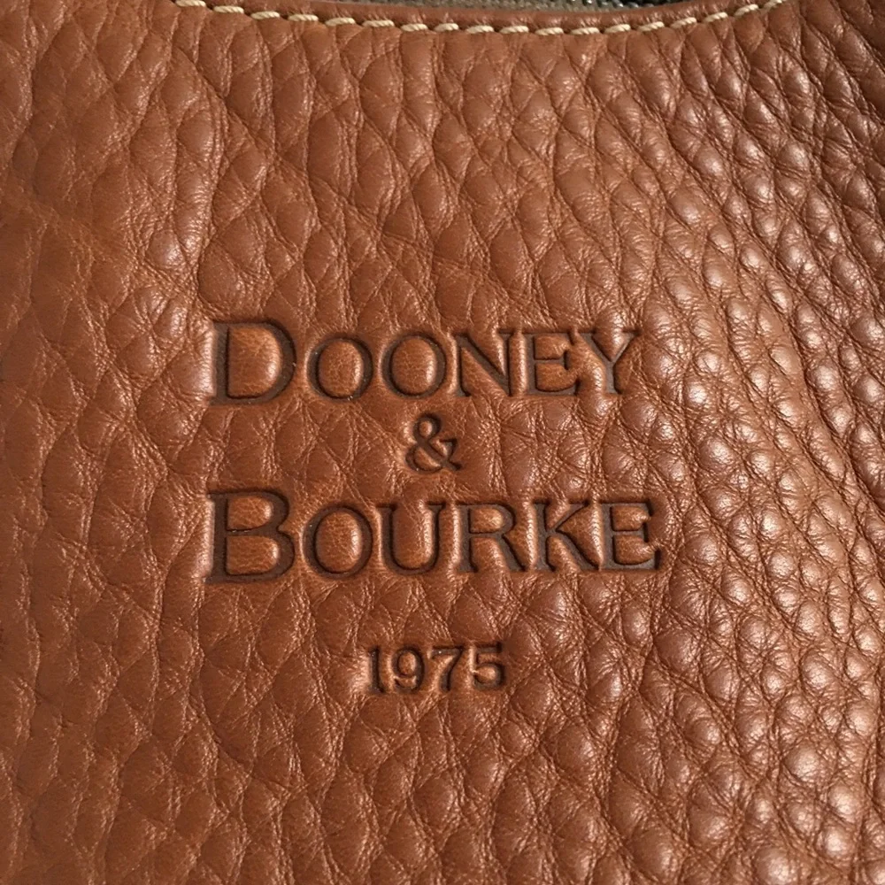 Dooney & Bourke Hobo Shoulder Handbag Purse Pebbled Leather Brown Silver Zip